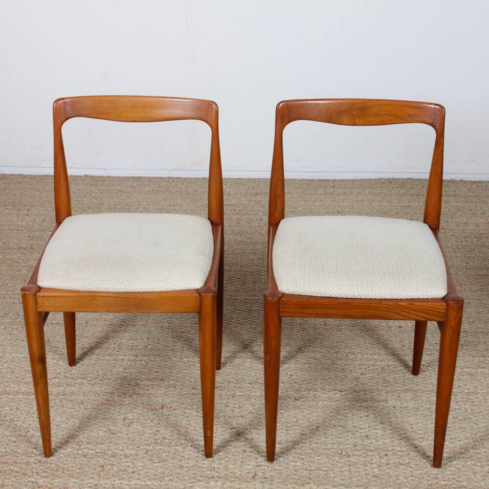 Set of 4 chairs published by the manufacturer Drevotvar, 1960
