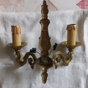 Set of two wall sconces