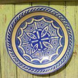 Plat en céramique ancienne du Maroc