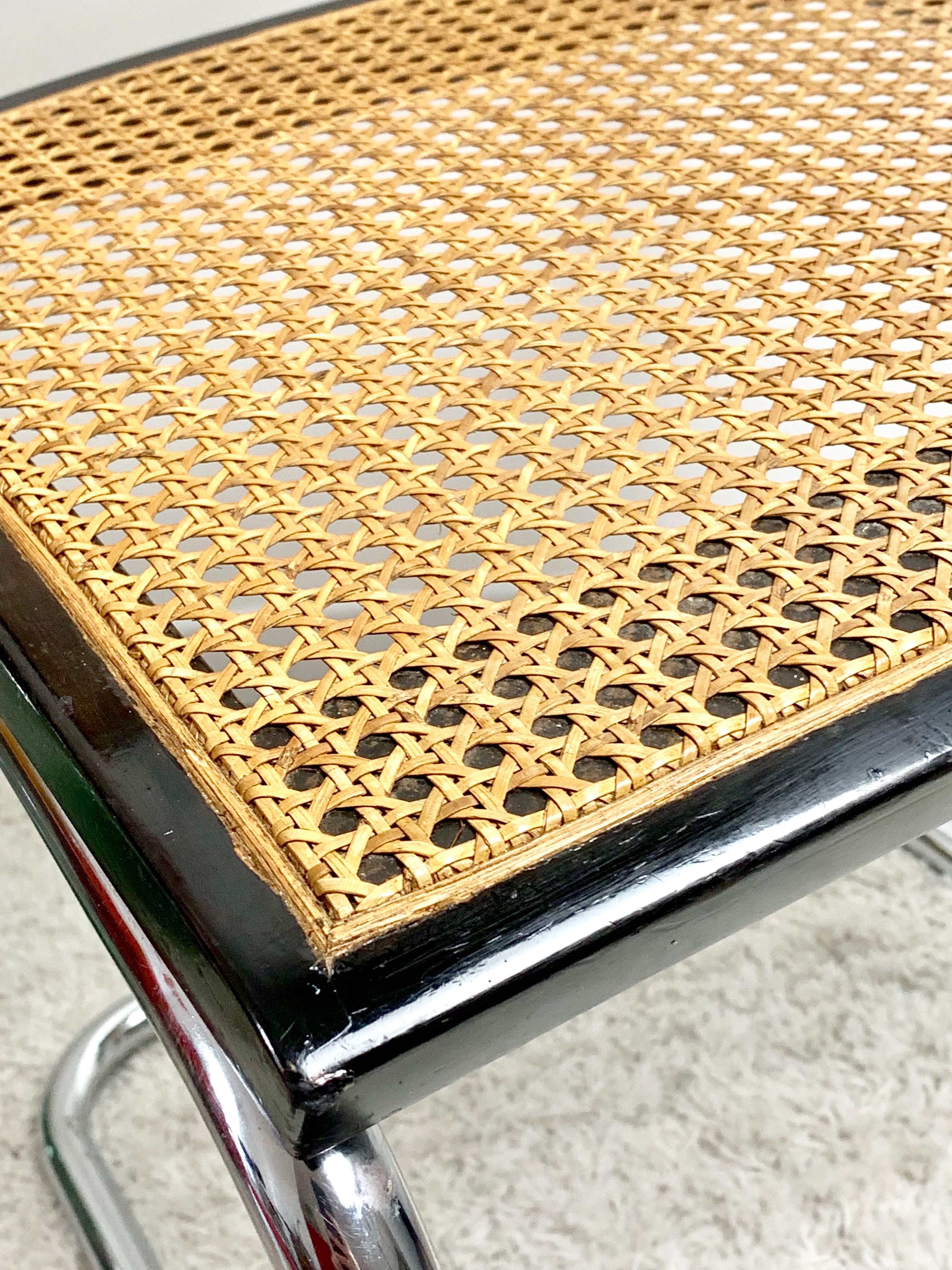 Chair y Marcel Breuer model Cesca B32