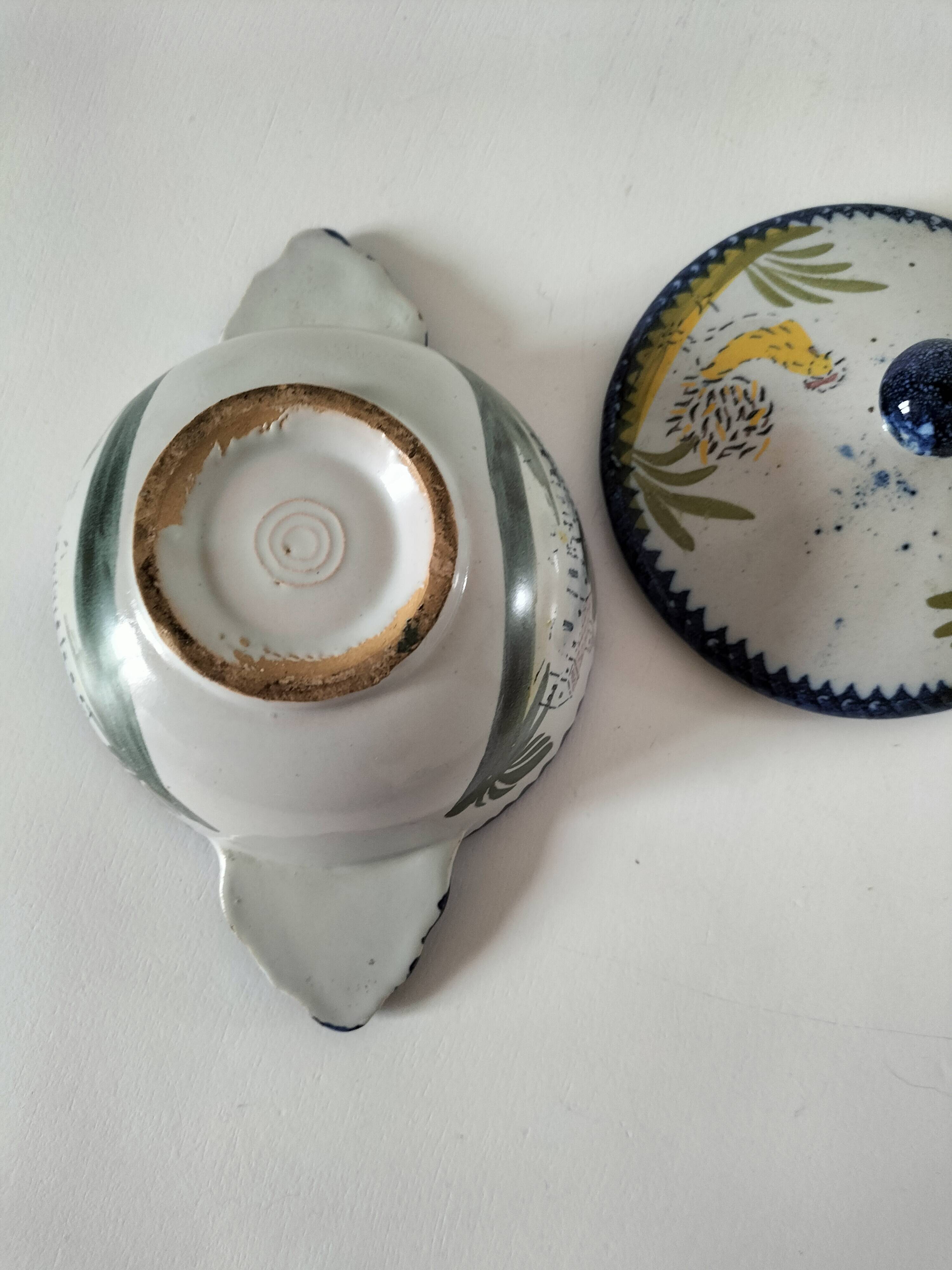 Earthenware bowl with lid from Charolles, village decoration.