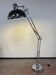 Lampe sur pied en chrome de style industriel