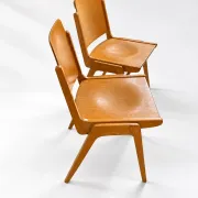 Ensemble de 4 chaises empilables "Austro" par Franz Schuster