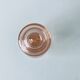 Carafe en verre rose