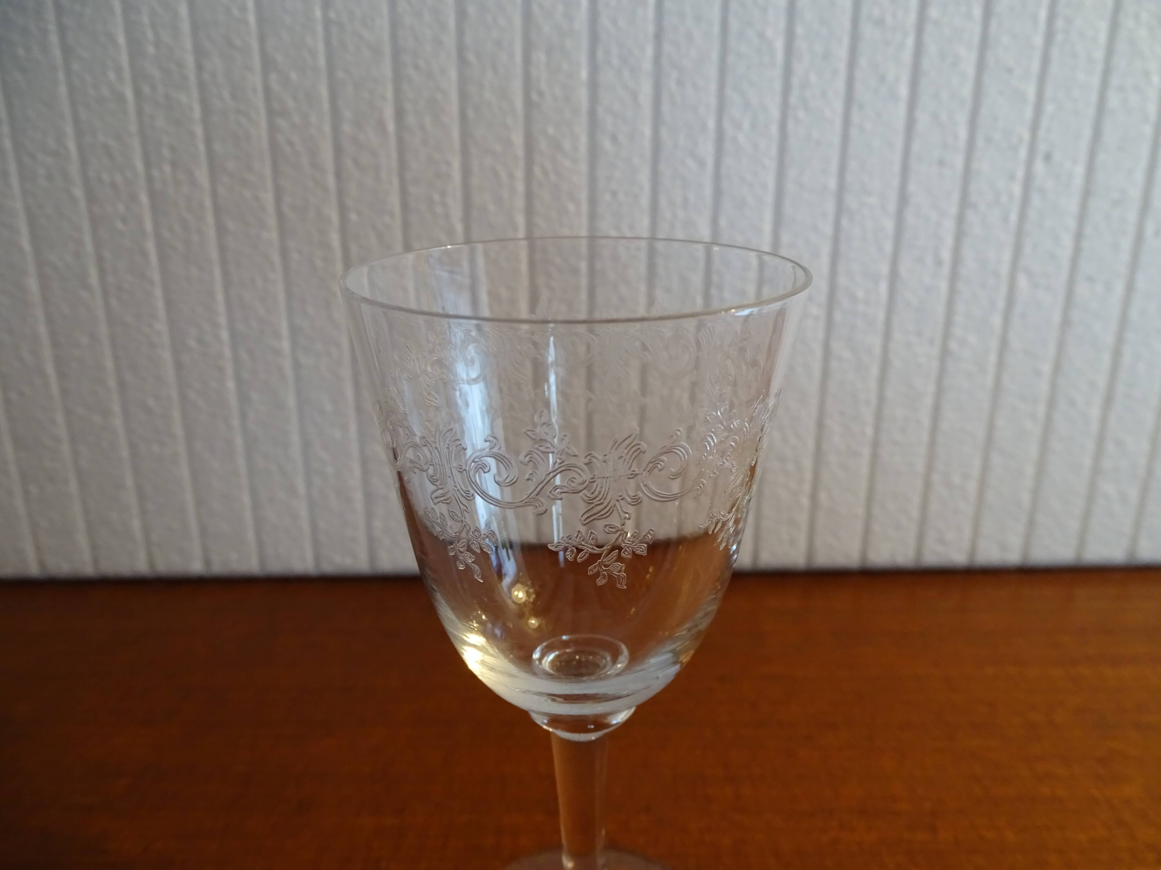 3 antique Baccarat crystal wine glasses - Sévigné engraved model - 1916 catalog