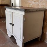 Small 50s buffet