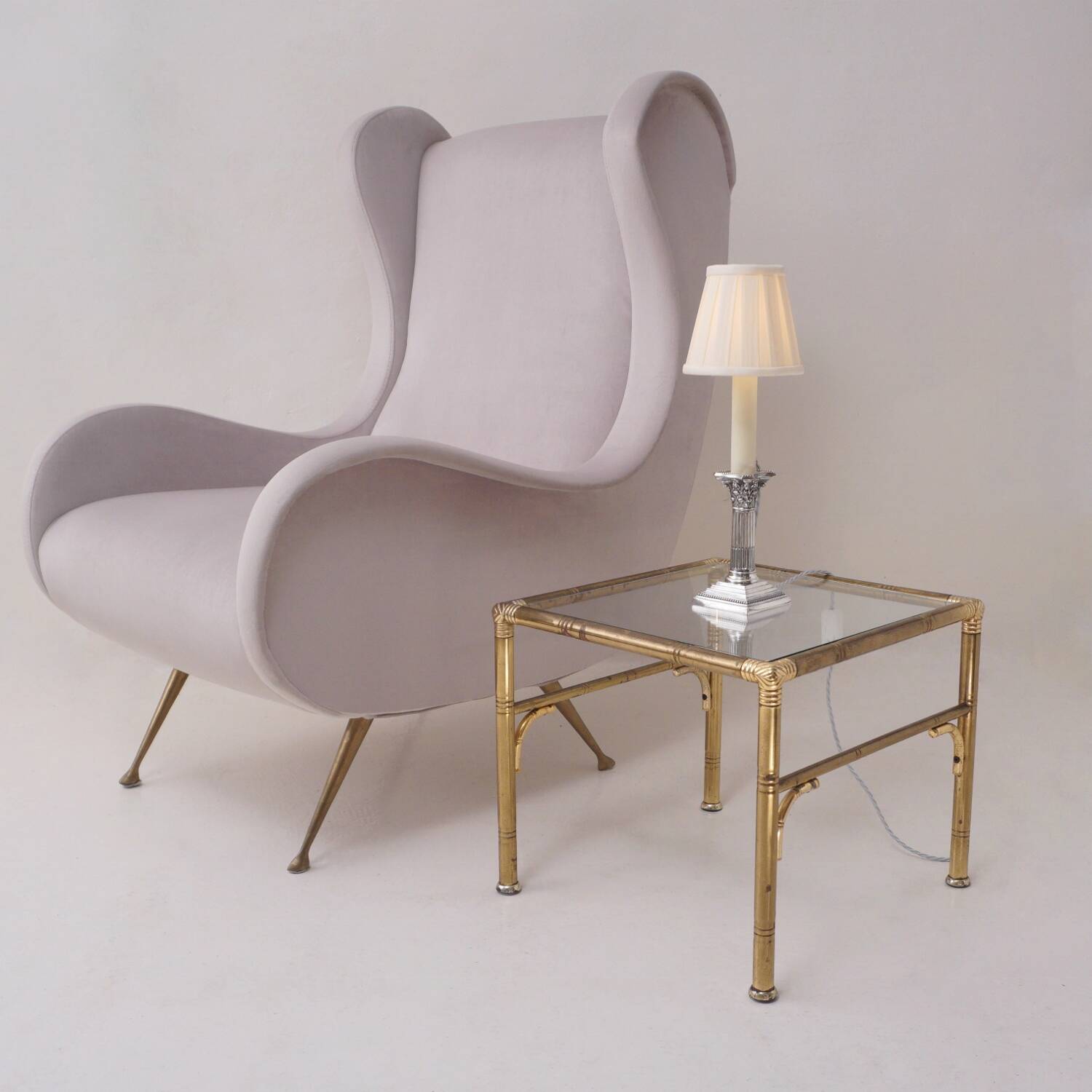 Paire antique de lampes de table en argent corinthien, William Hutton, années 1900, Royaume-Uni
