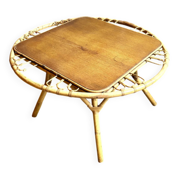 Table basse en bois et rotin, années 1960 ⌀ 85 cm