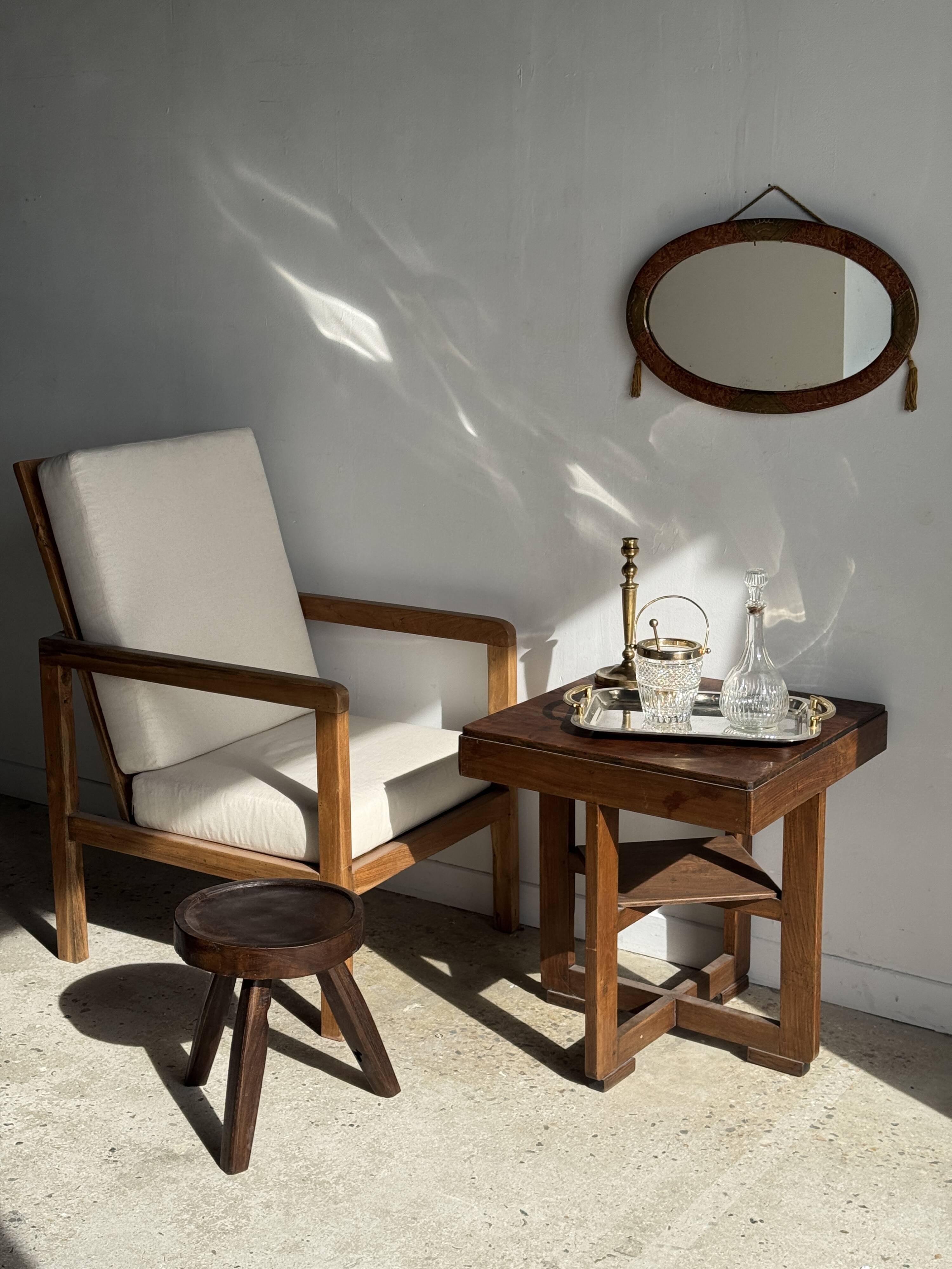 Small oval Art Deco mirror in brown and gold 33x54.