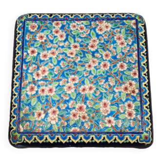 Enamels de Longwy trivet “Pommier Flowers”