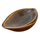 Cendrier en porcelaine en forme de feuille, conçu par A. Sadulski, Mirostowice, années 1970.