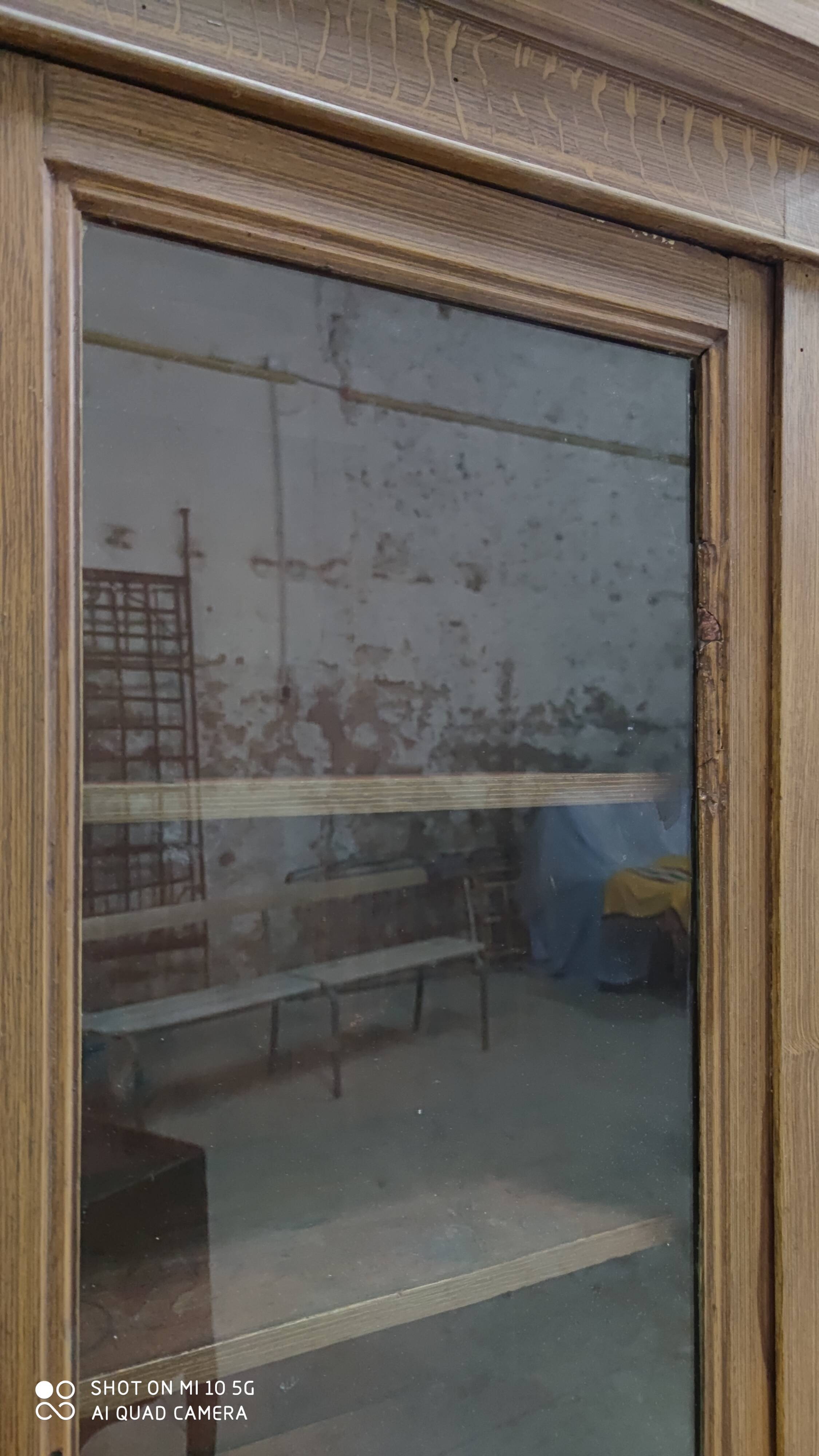 Trompe l'oeil painted library in the style of oak, circa 1870