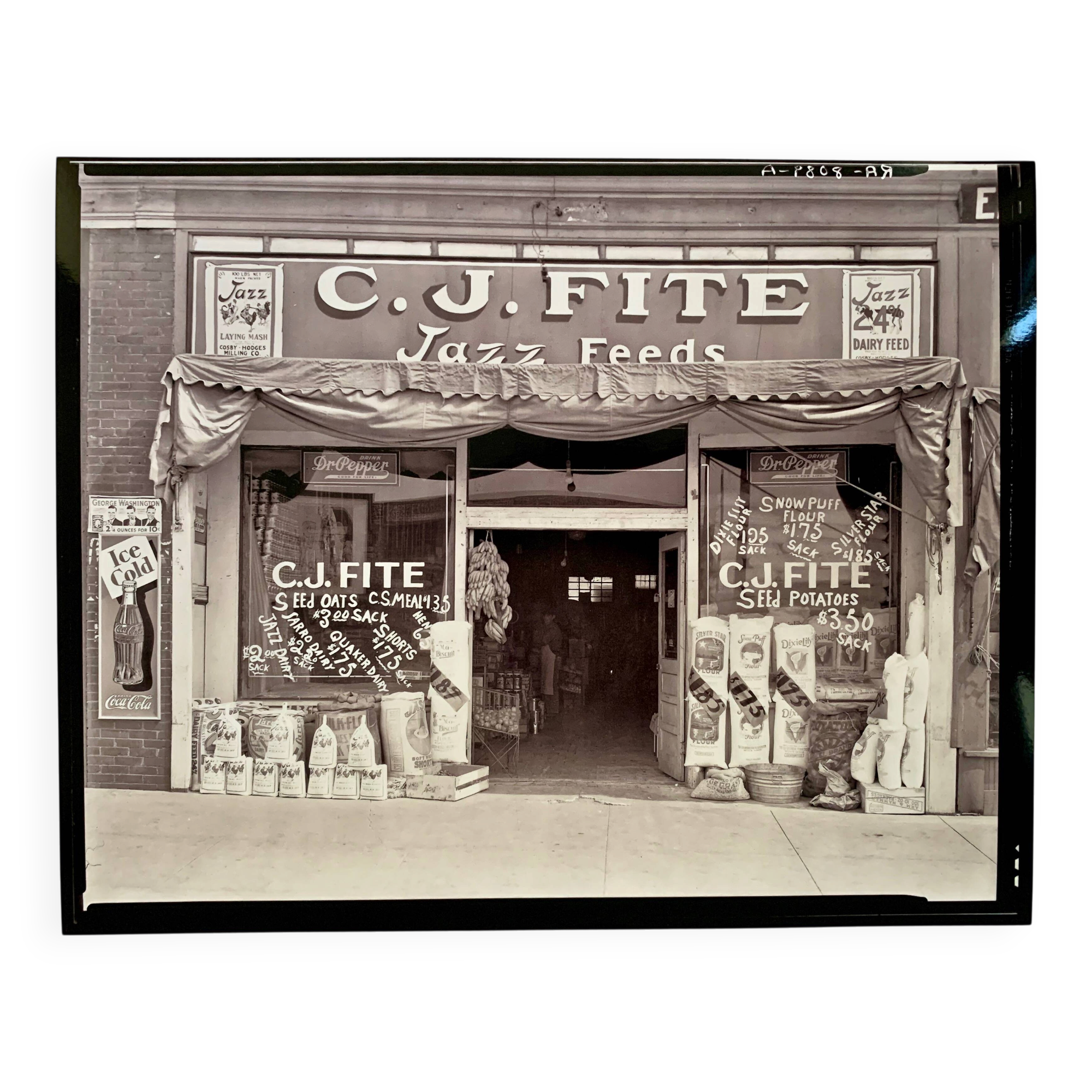 Vintage photo Mississippi 1936 – Front of CJ Fite Jazz Feeds – First print