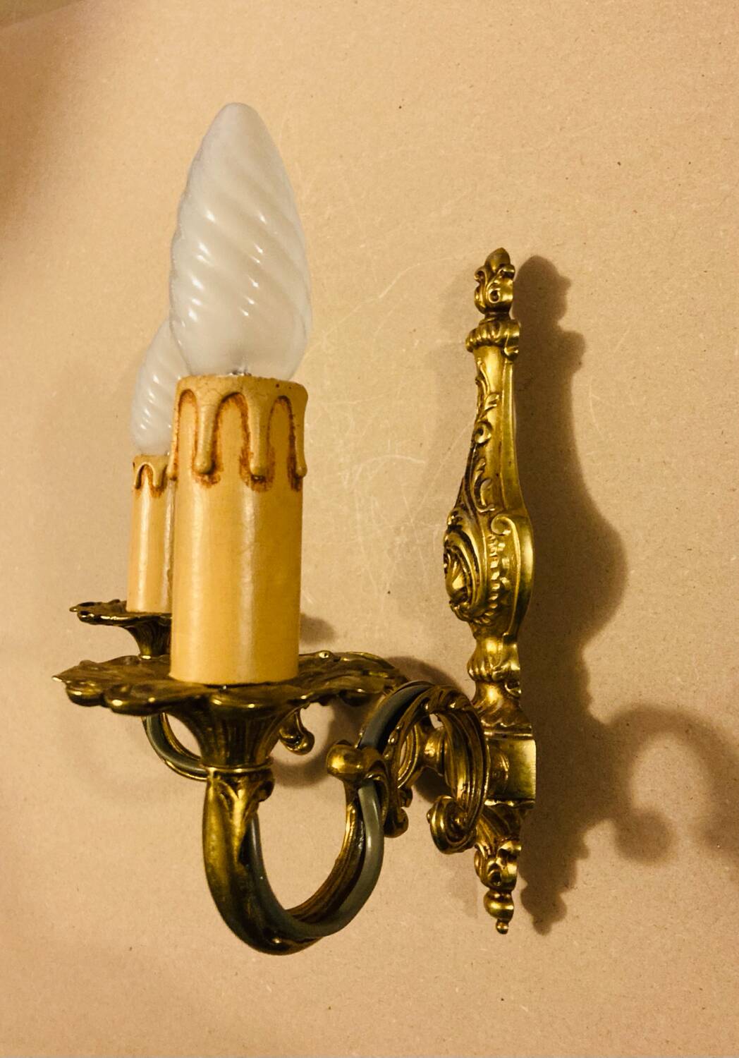 Applique double Style Louis XV en bronze doré époque XXe.