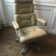 Fauteuil cuir années 70