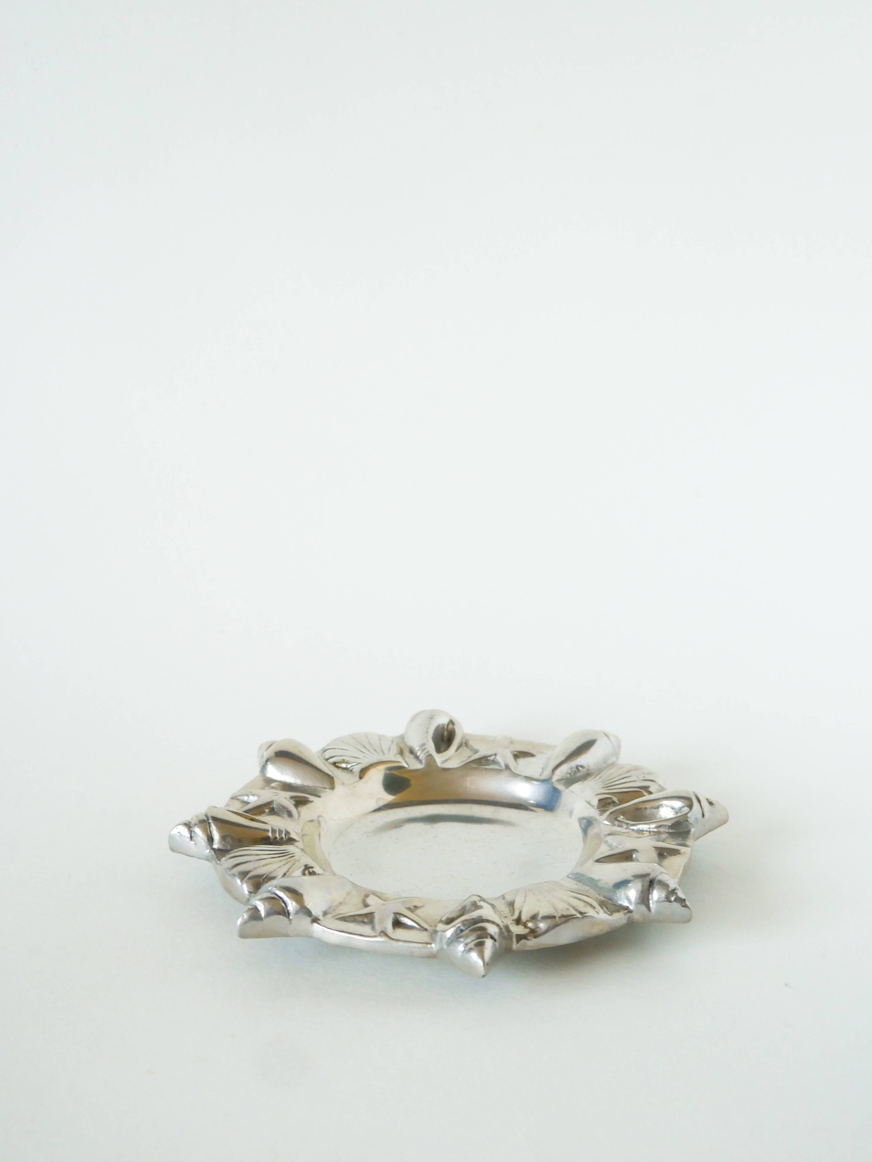 Chrome-plated metal valet tray with seashell and starfish motifs, 1980