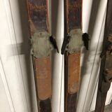 5 pairs of old wood skis 1900