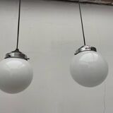 Opaline ball suspensions