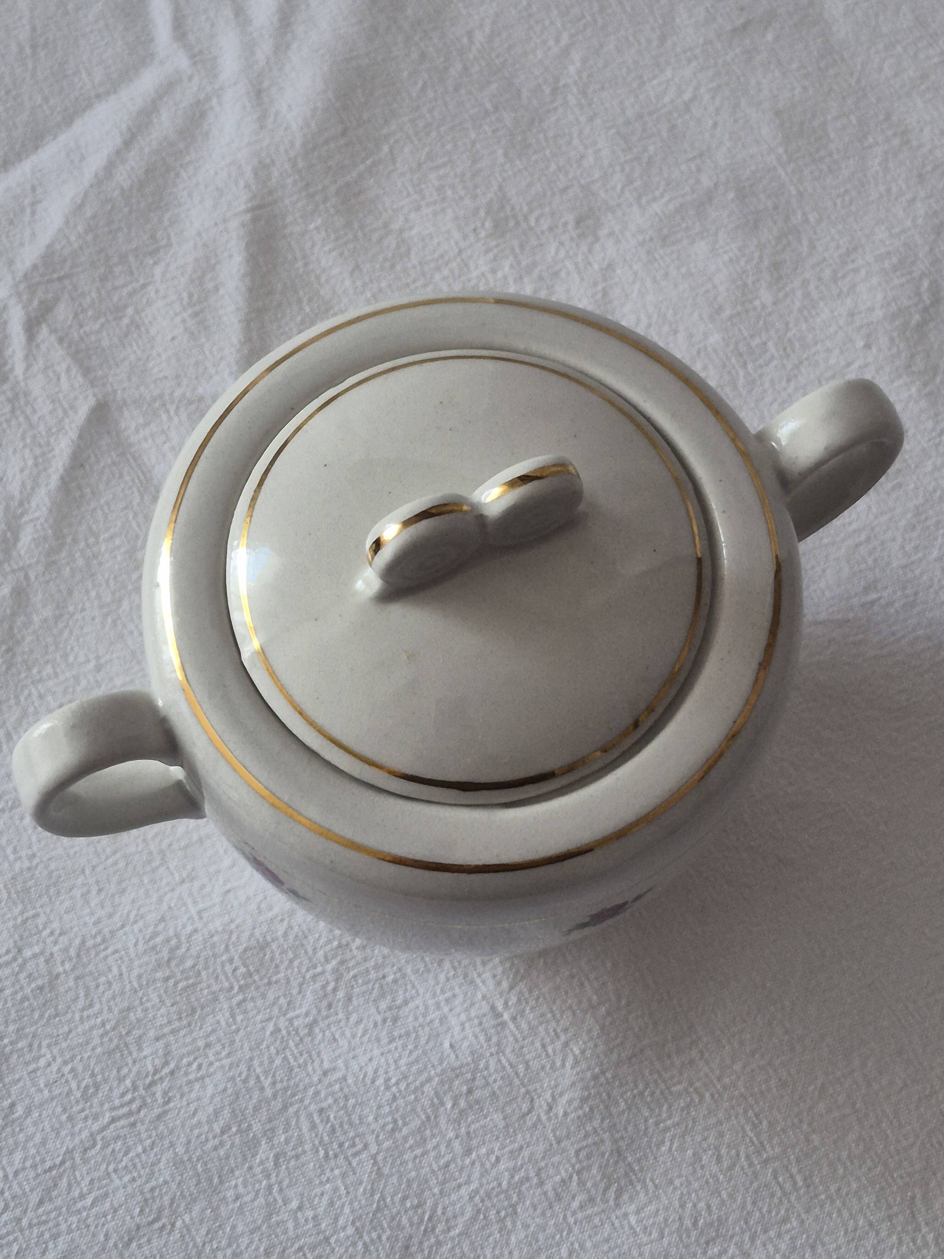 Covered sugar bowl half-porcelain Lunéville Keller and Guerin A587