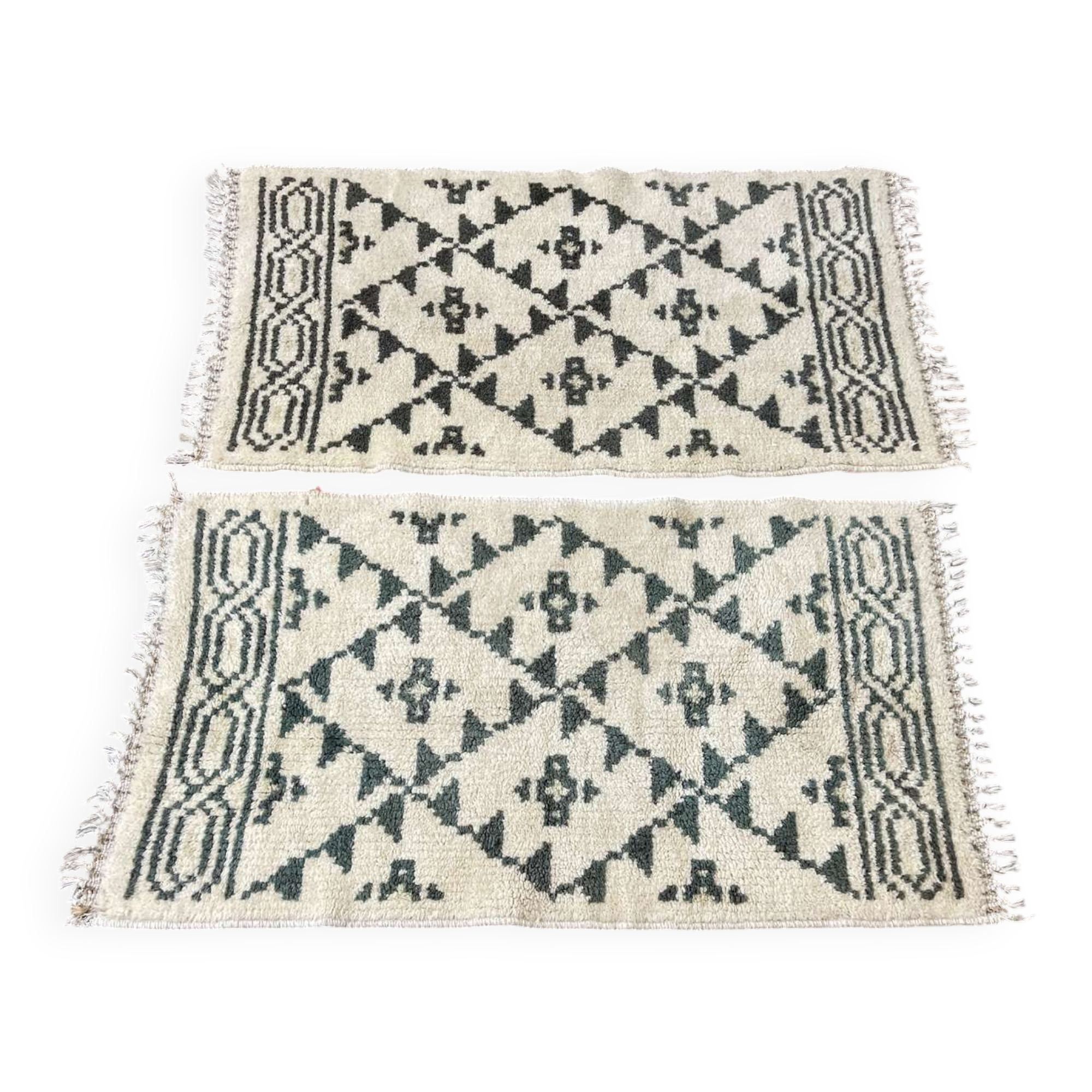 Paire de tapis marocains en laine fait main - 1m18x60cm.