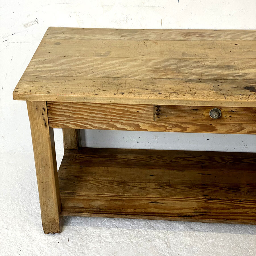 Old solid wood establishment