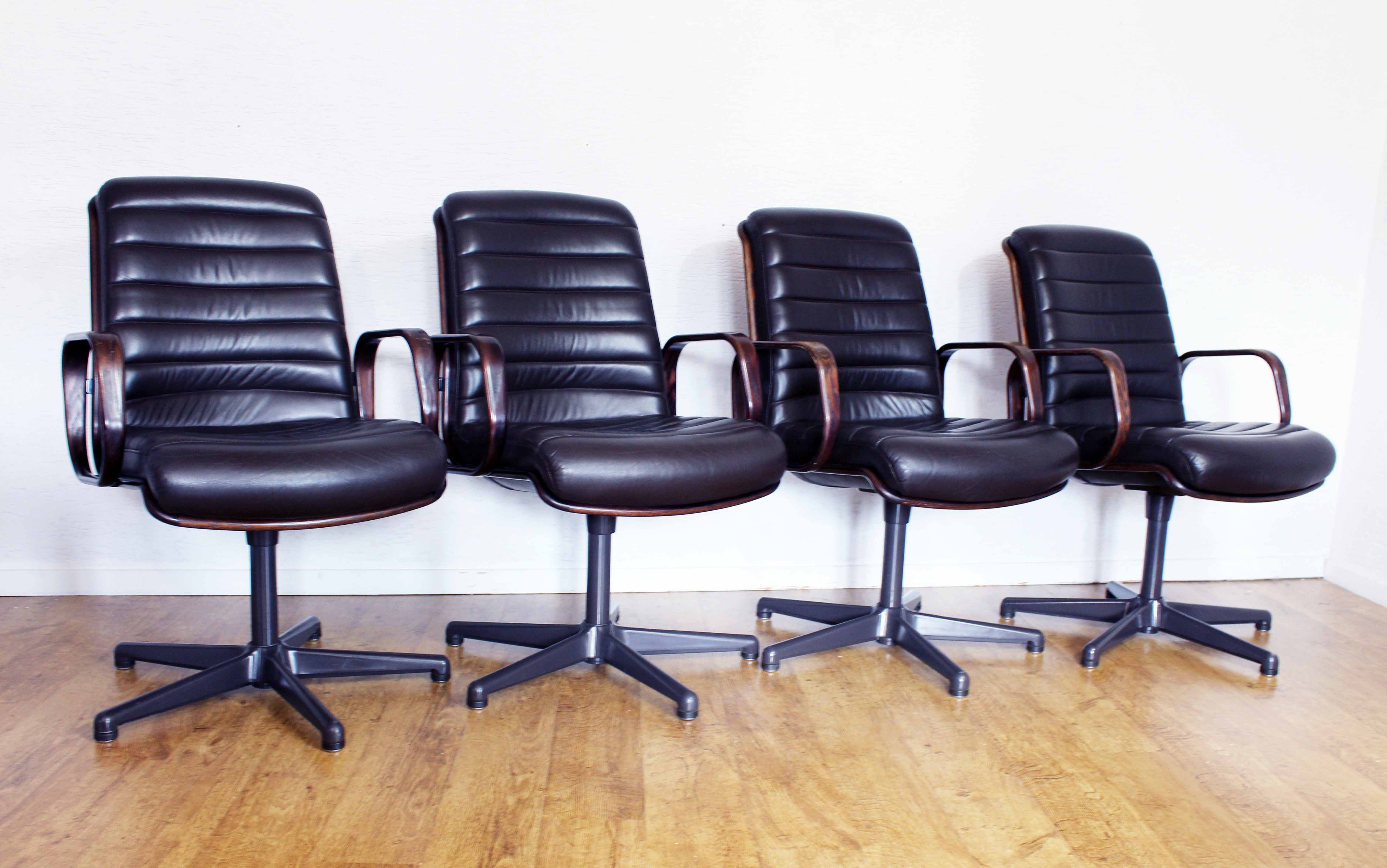 Stoll Giroflex conference chair in leather and 1960s wood
