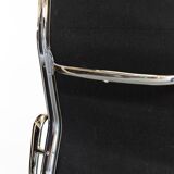 Charles & Ray Eames Softpad Executive Chair EA219 for Vitra