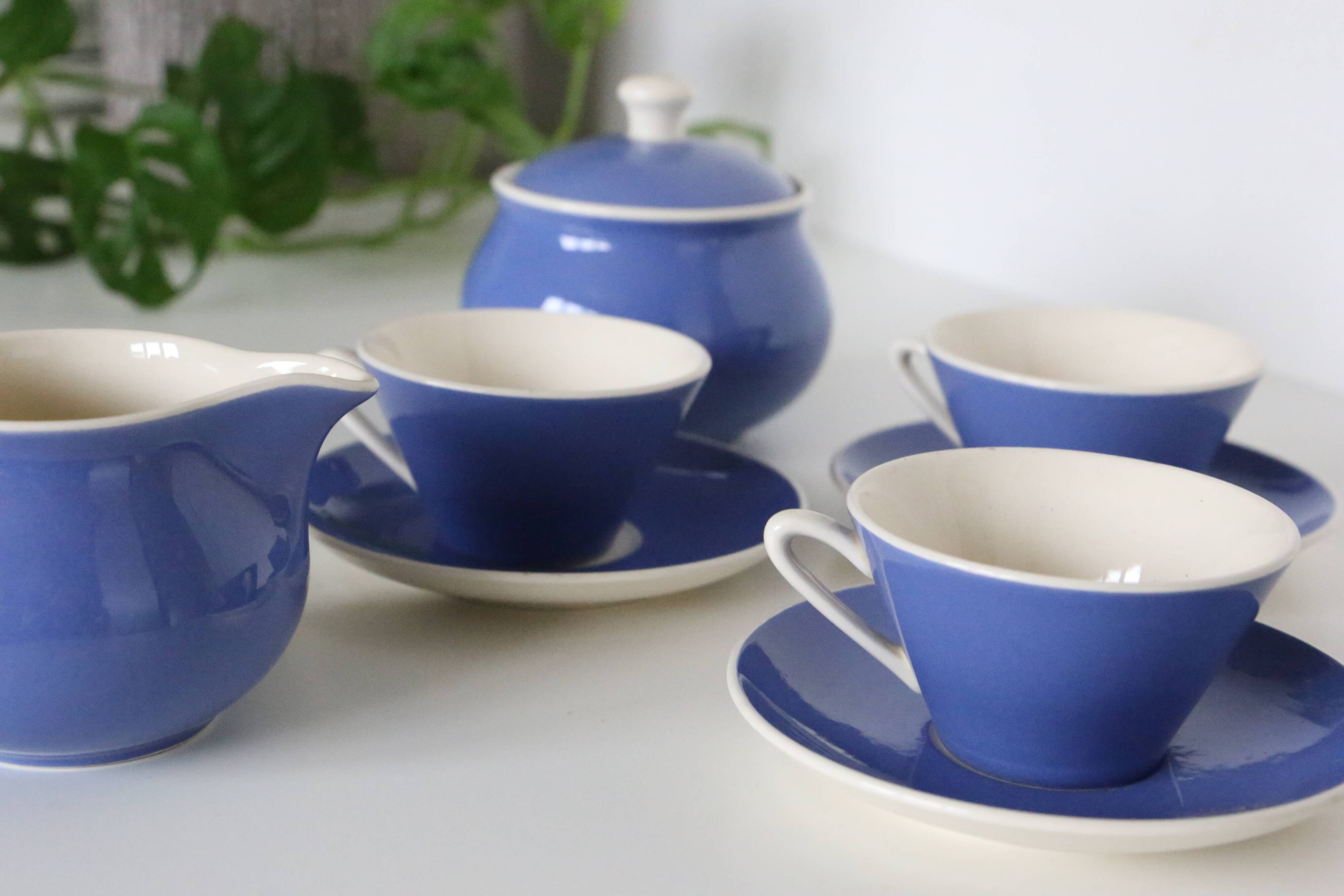 Coffee service Villeroy and Boch, in very good condition, vintage
