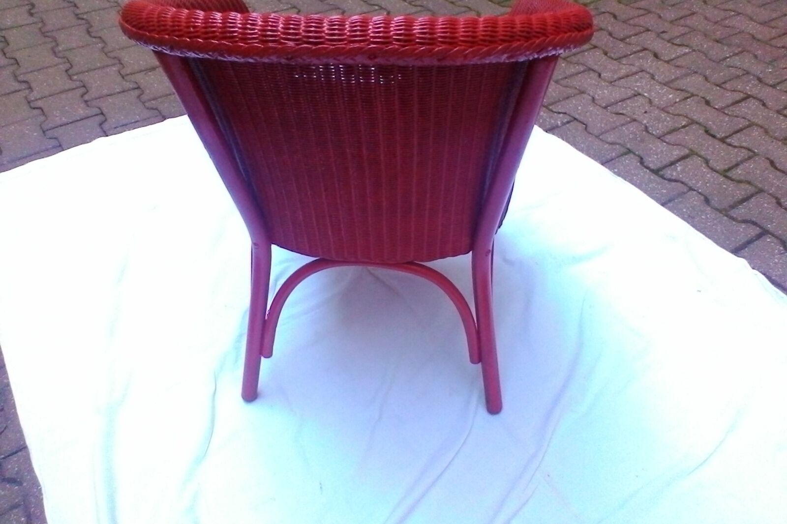 Vintage chair in red rattan