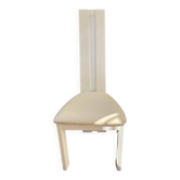 Chaise design blanche