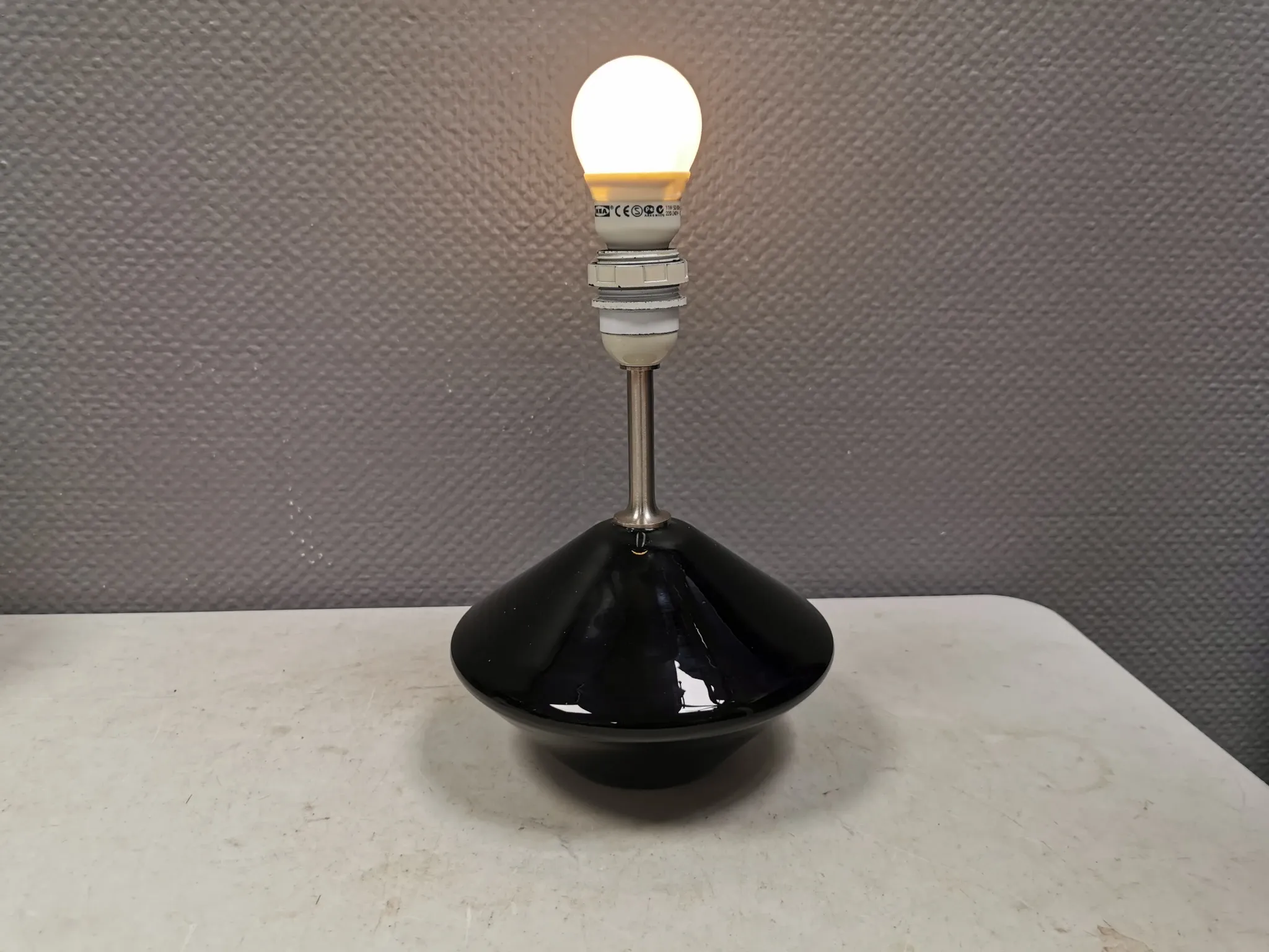 Lampe de table, modèle Astro, conçue en 1987 par Sidse Werner.