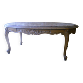 Oval coffee table
