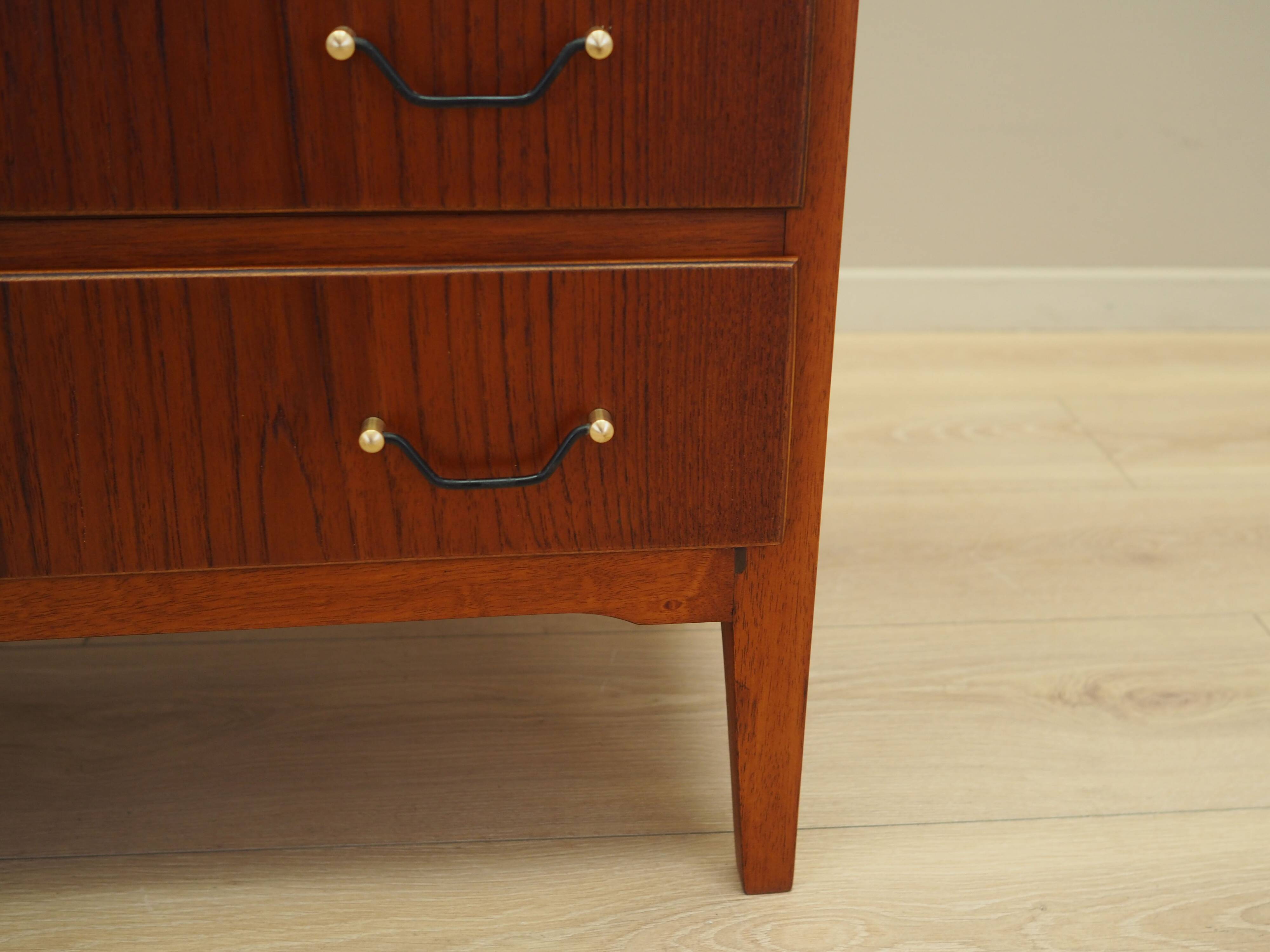 Commode en teck, design danois, années 1970, fabrication : Danemark