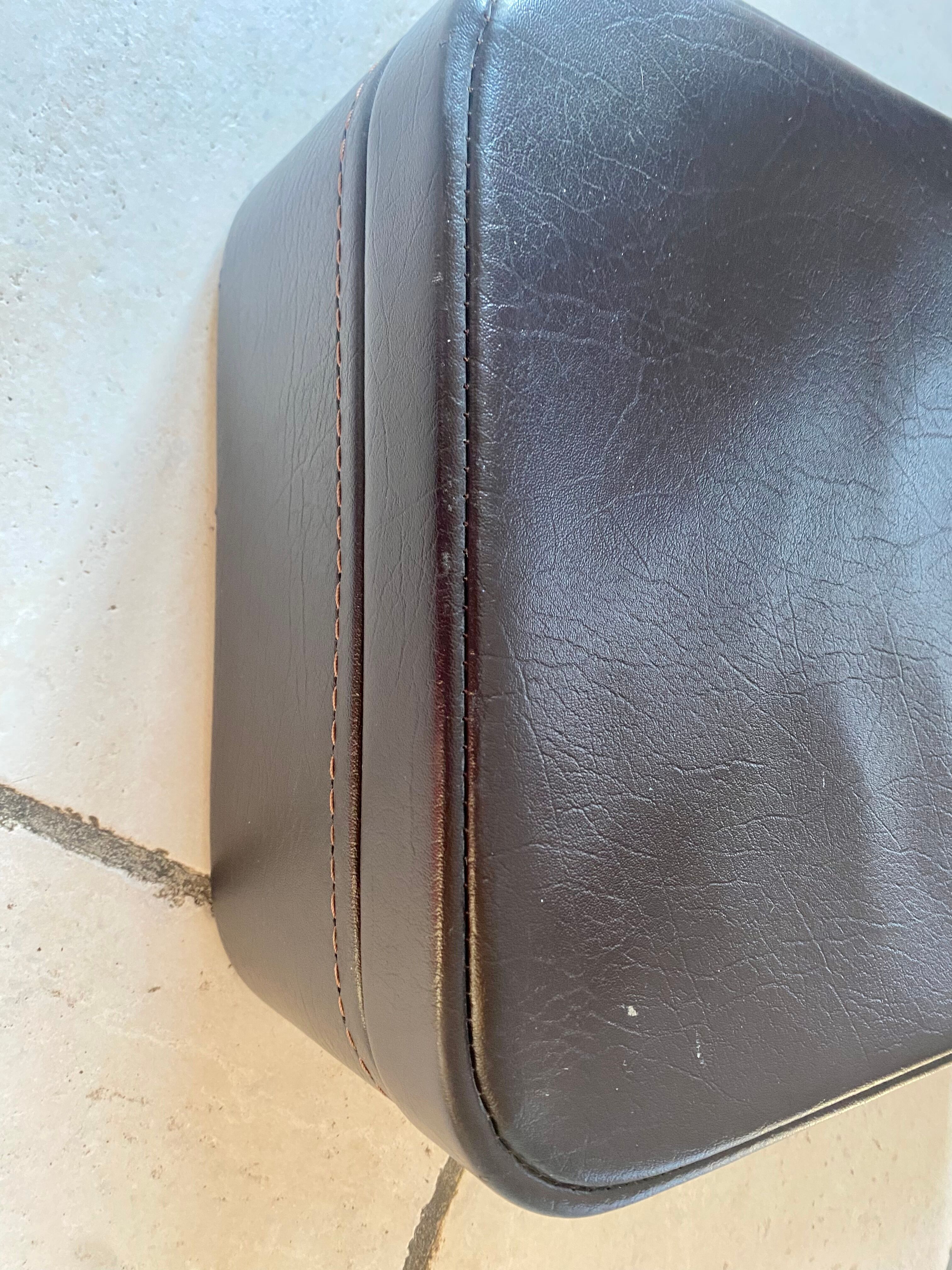 Brown suitcase Favo vintage