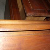 Asymmetric wardrobe