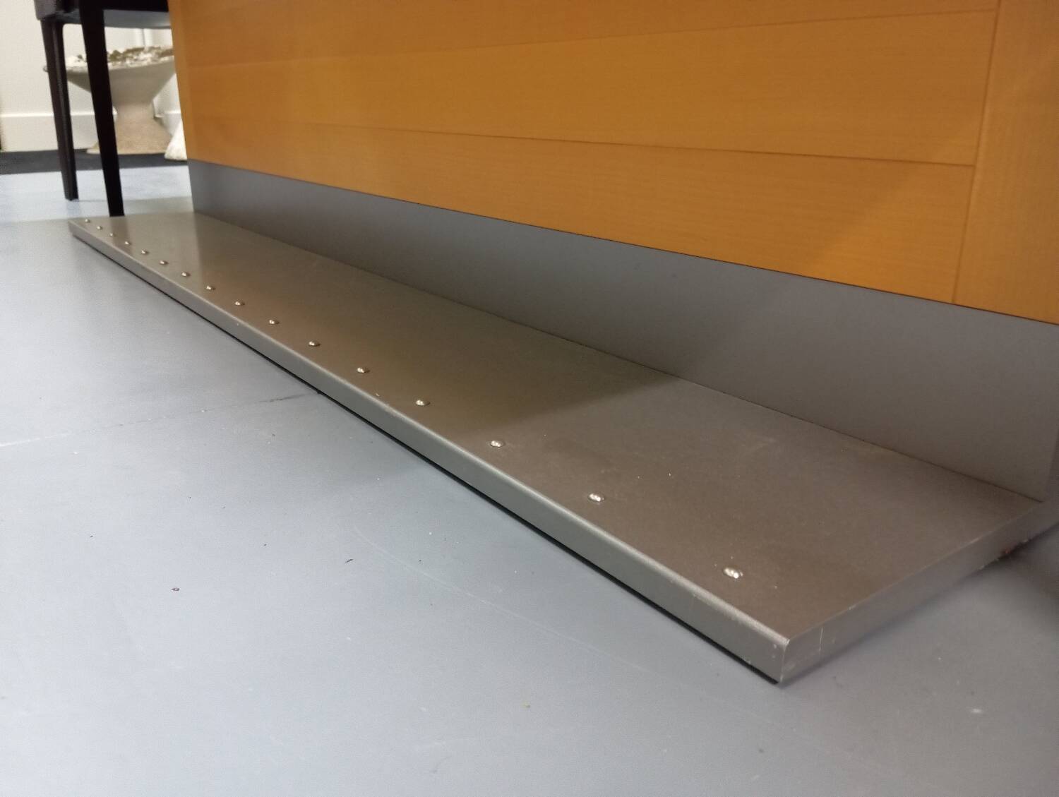 Large Chi Wing Lo designer table for Giorgetti Italy