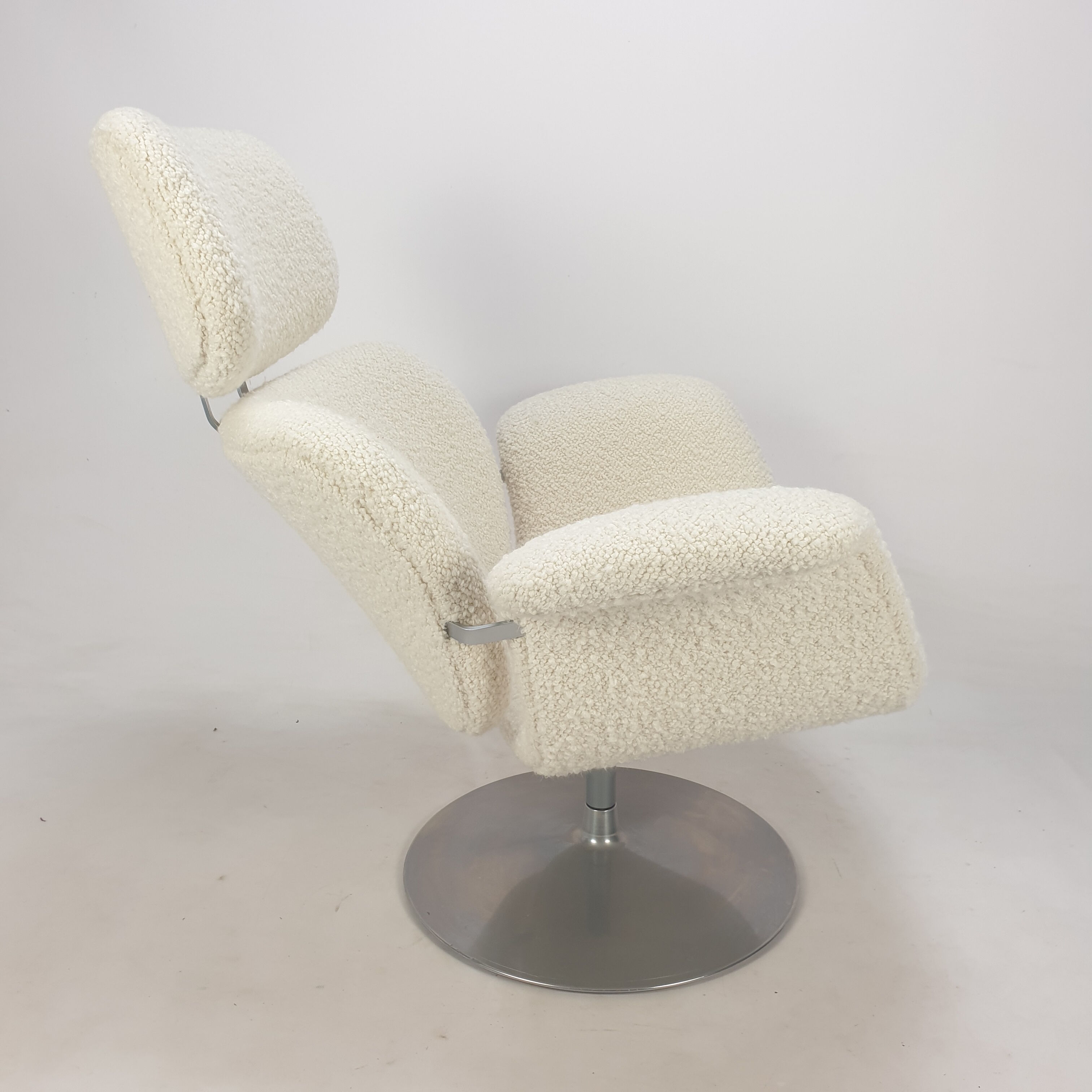 Big Tulip Chair and Ottoman by Pierre Paulin for Artifort, 1980s
