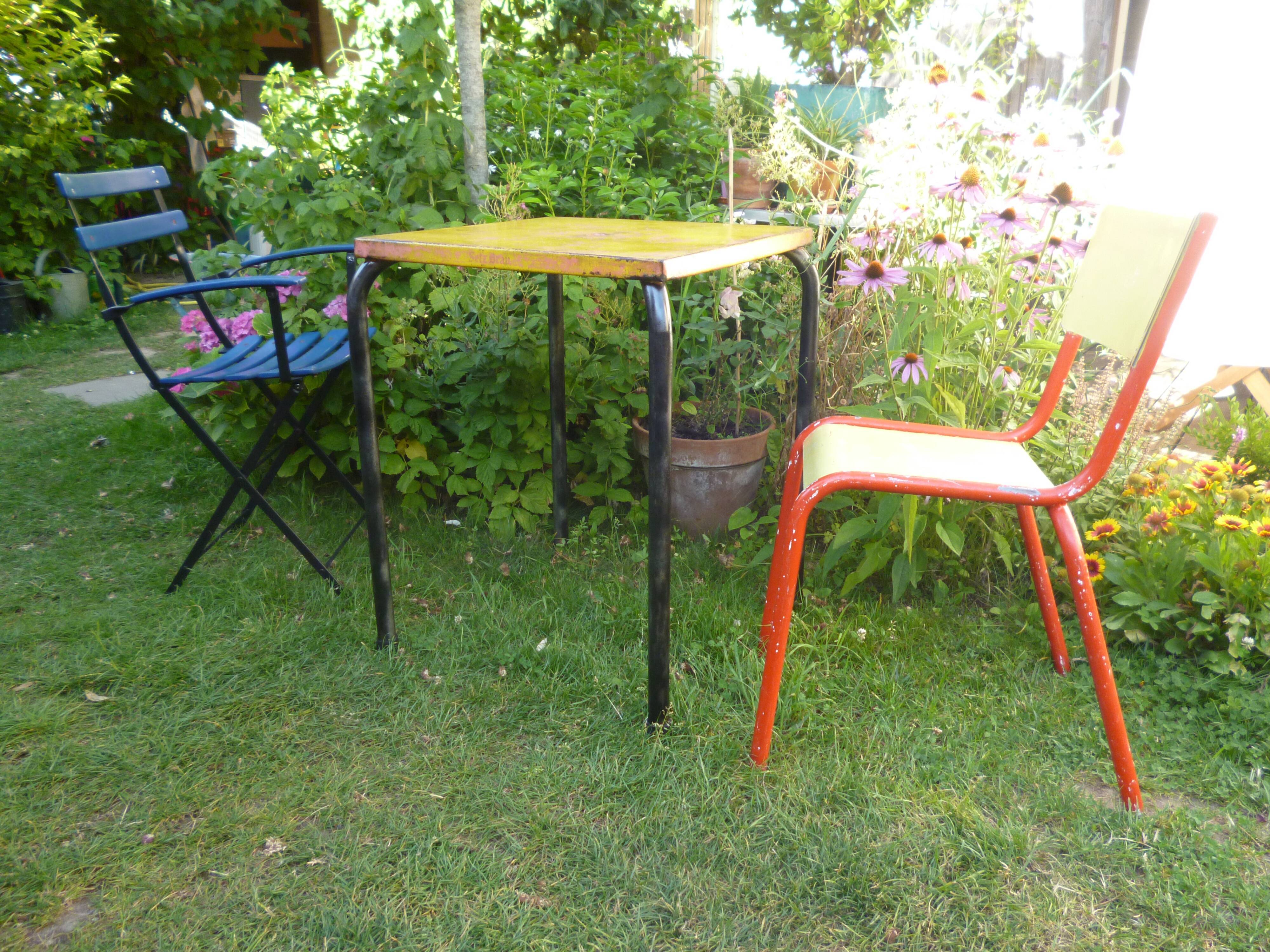 Industrial design table metal Tolix