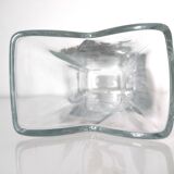 Vase en verre avec application de fleurs en métal
