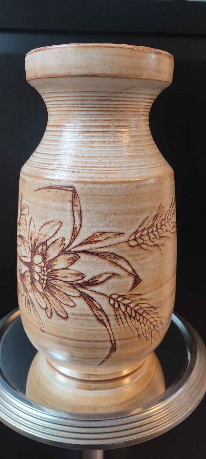 Large Vallauris vase signed by Jacques Fonck and Jean Matéo, 1950s.