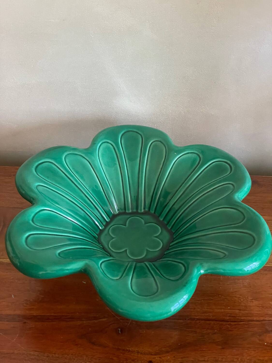 Large bowl signed Cab ceramic Bordeaux