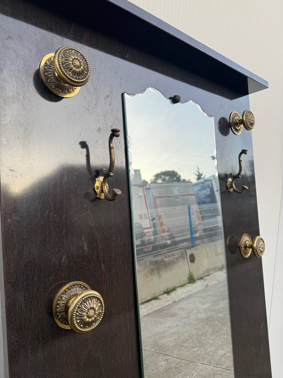 Entrance wardrobe brass handles