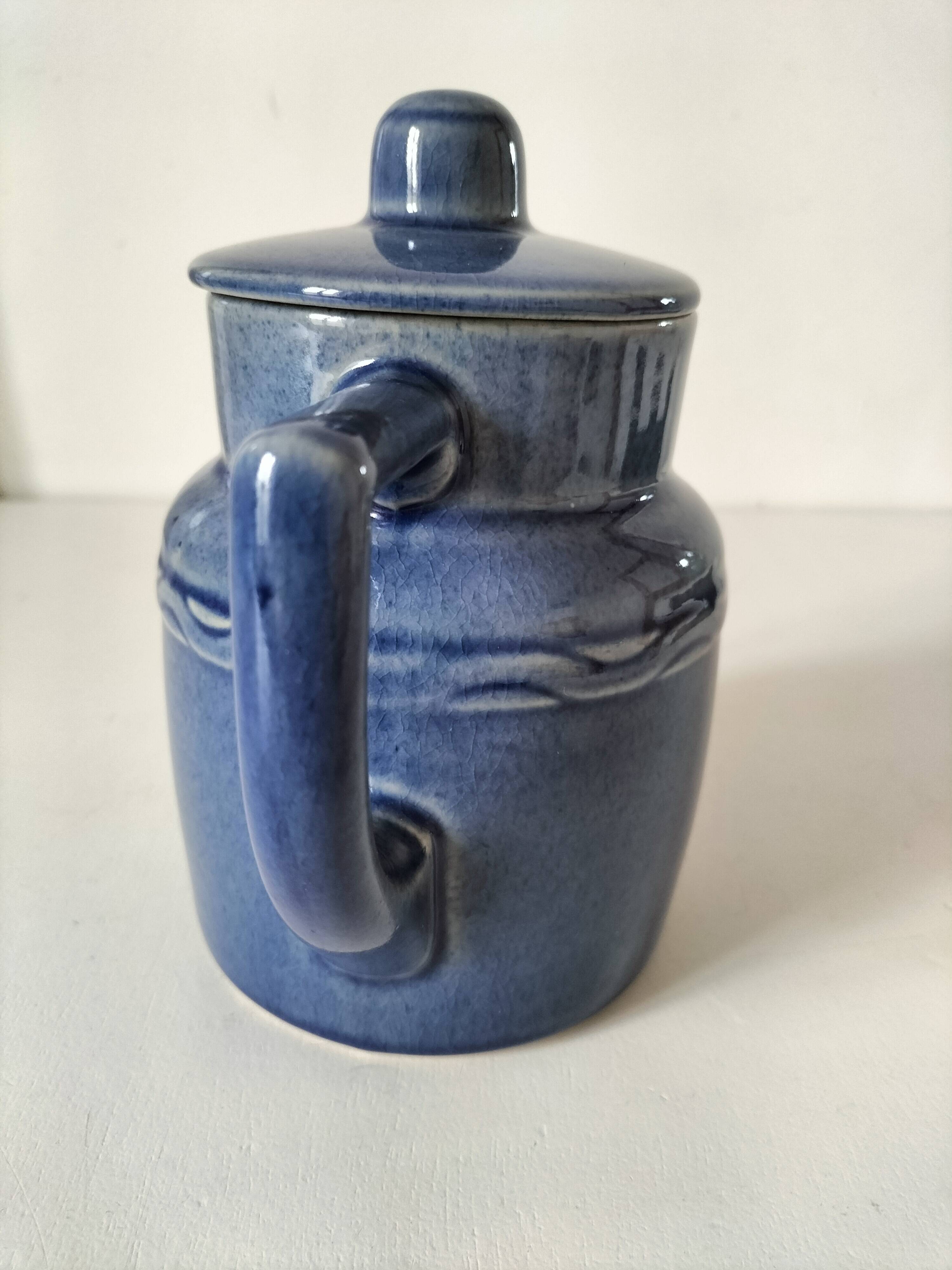 Blue speckled stoneware jug with integrated filter