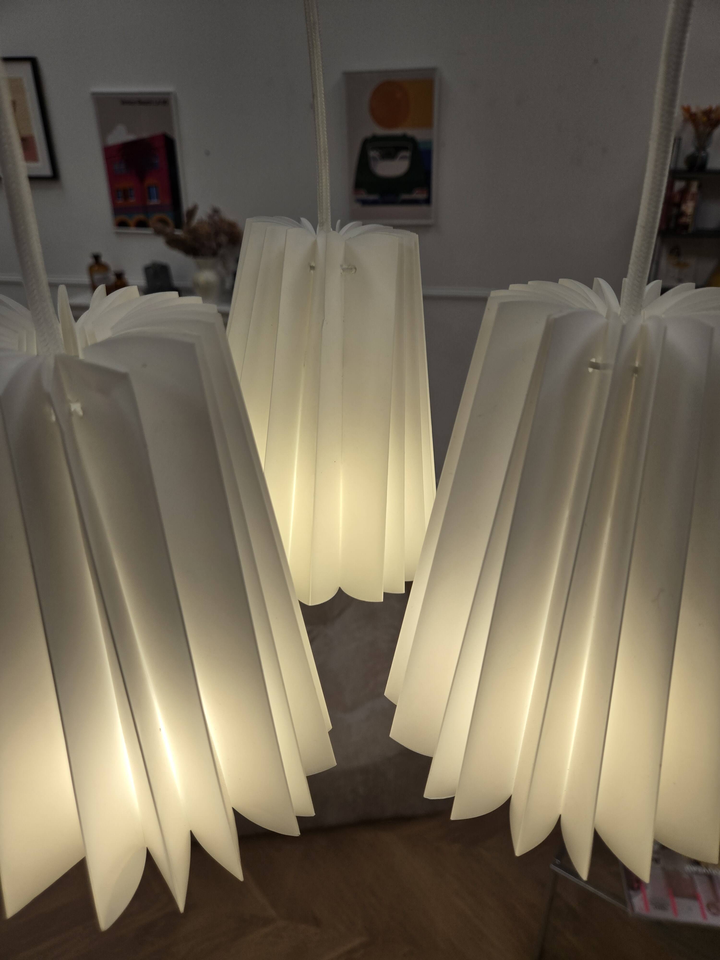 Scandinavian three-light suspension