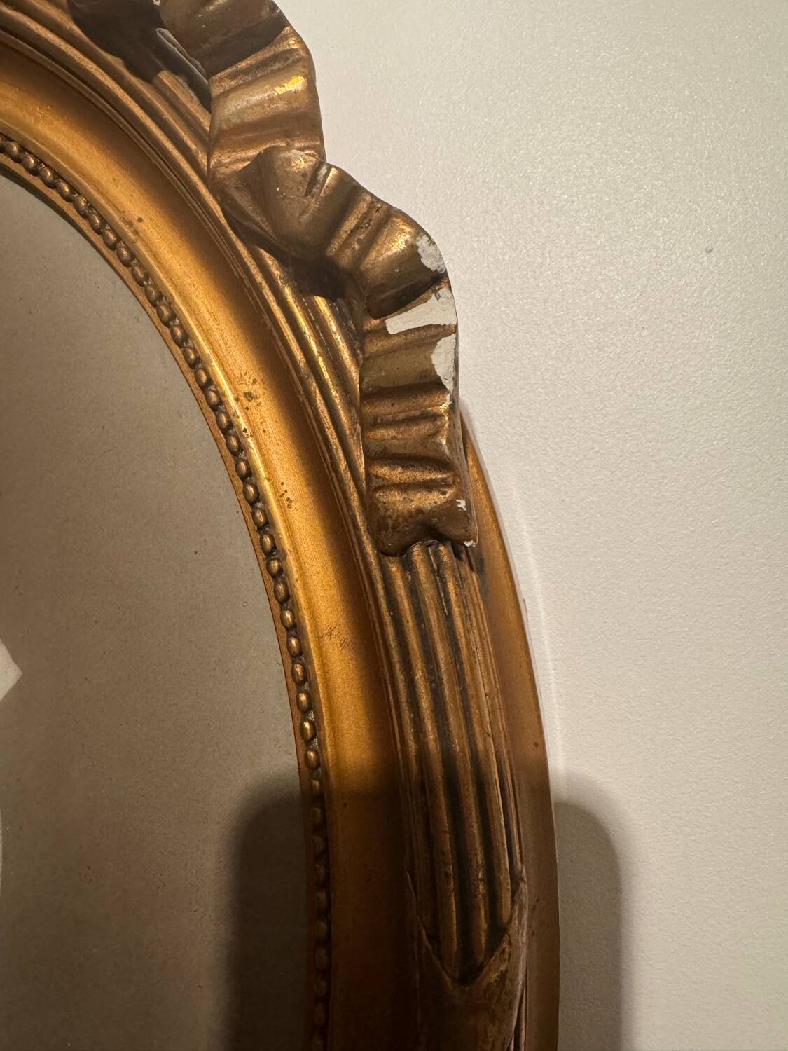 Old photograph, young girl with ribbon, 19th century