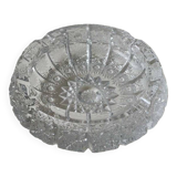 Ashtray/empty pocket in Bohemian crystal. Finely chiseled with sophisticated starry/brass patterns. Stylish Boho chic