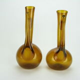 Rare pair of blown pitcher, with trace of pontil. Amber and bubbled glass. The beaks are very thin. 2