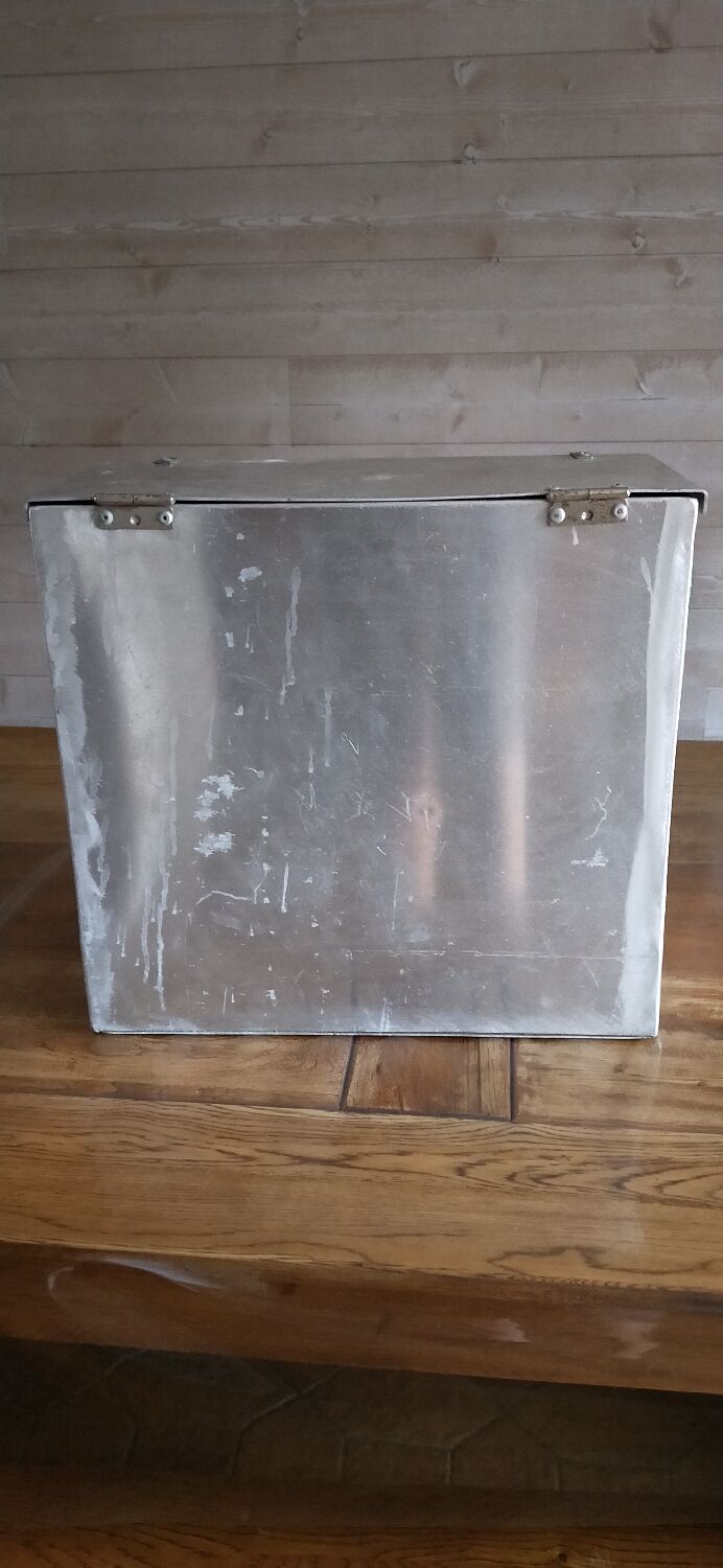 Aluminum box unit