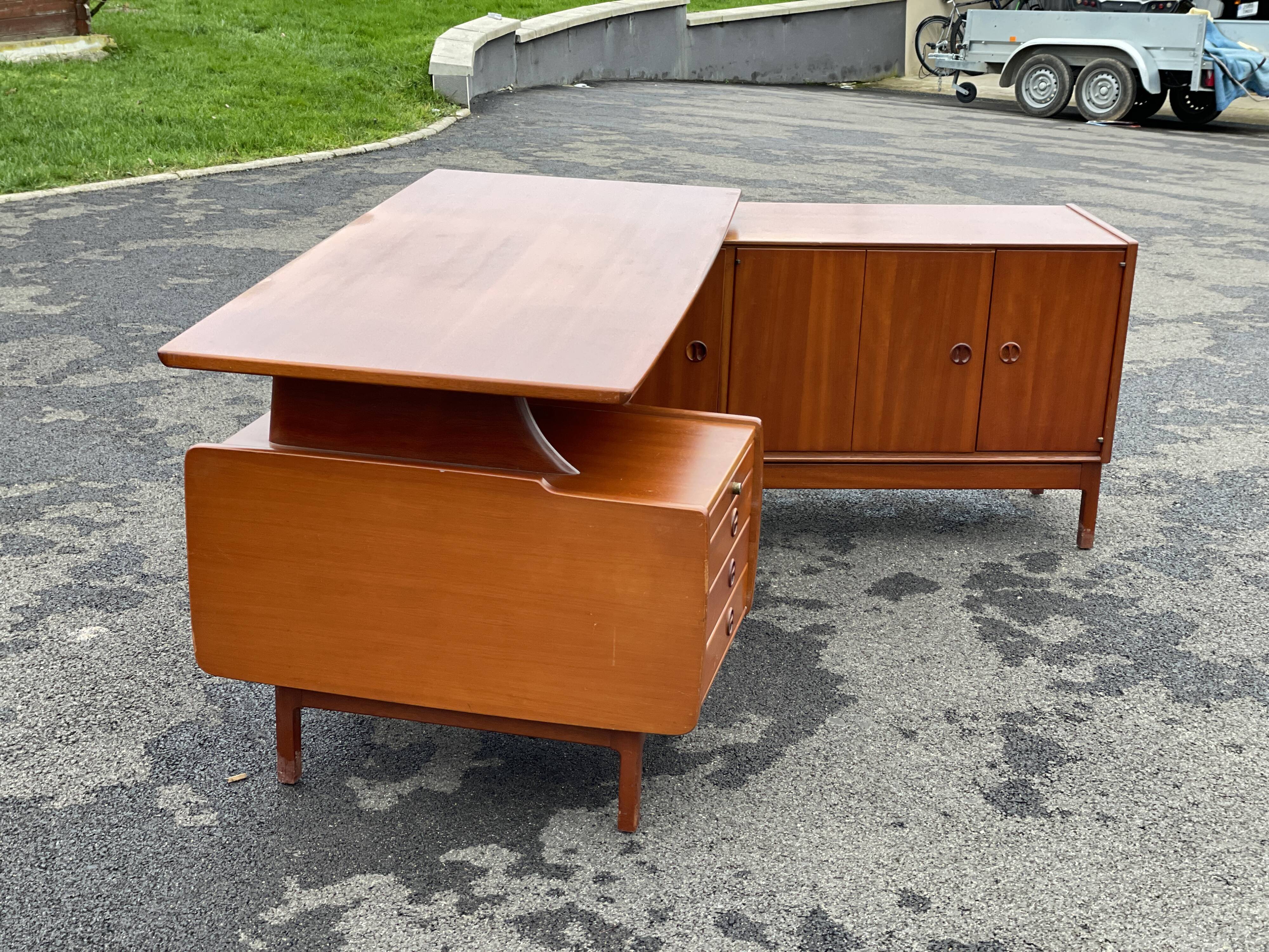Desk Jacques Hauville 1960 bema and enfilade desk