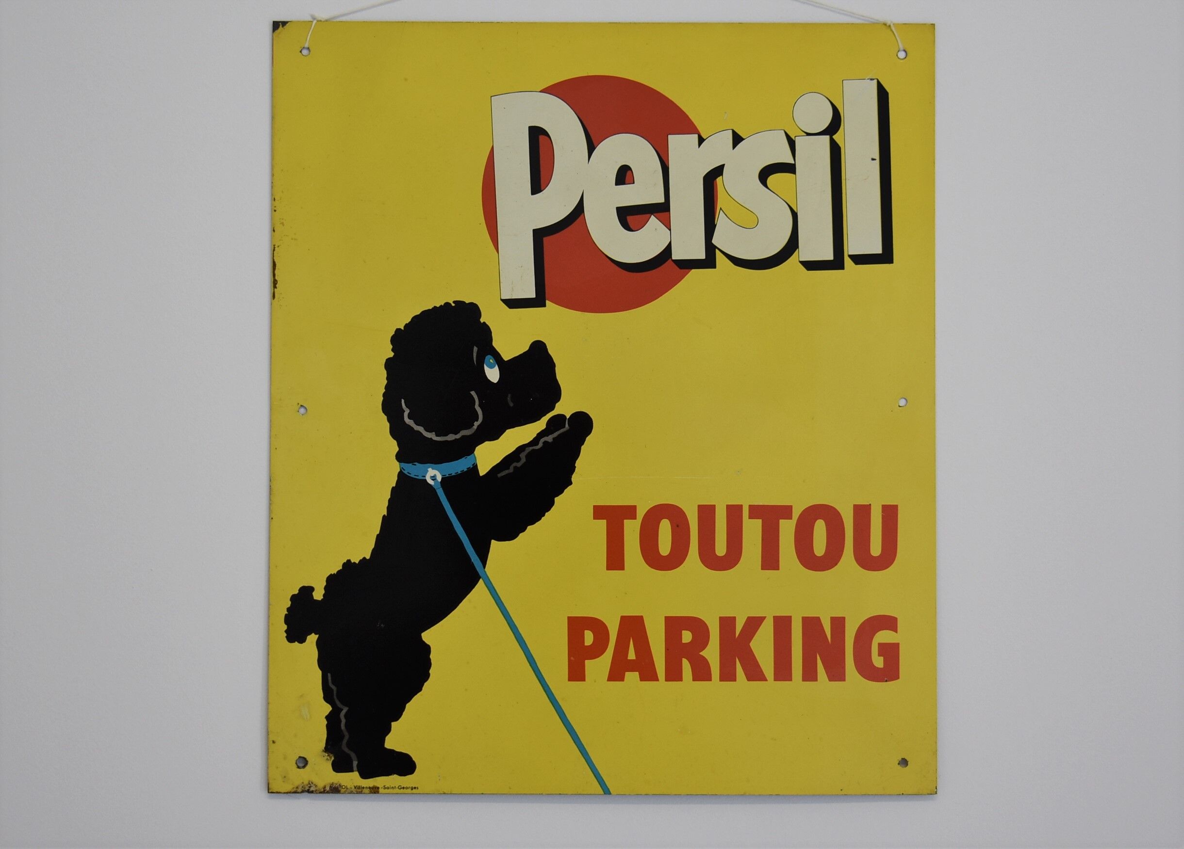 Metal plate parsley, toutou parking